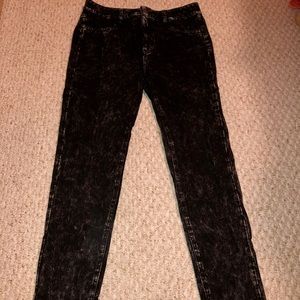 American Eagle Distressed B/W Jeggings